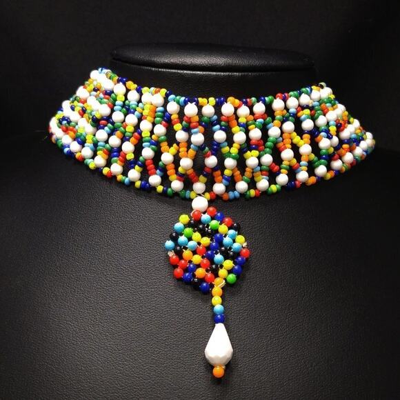 Hong Kong Hand Made Small Beaded Collar Necklace, Boho Seed Beads, 14 1/2 Inches - Picture 9 of 10